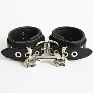 Leather Wrist Restraints - Aphrodite's Pleasure